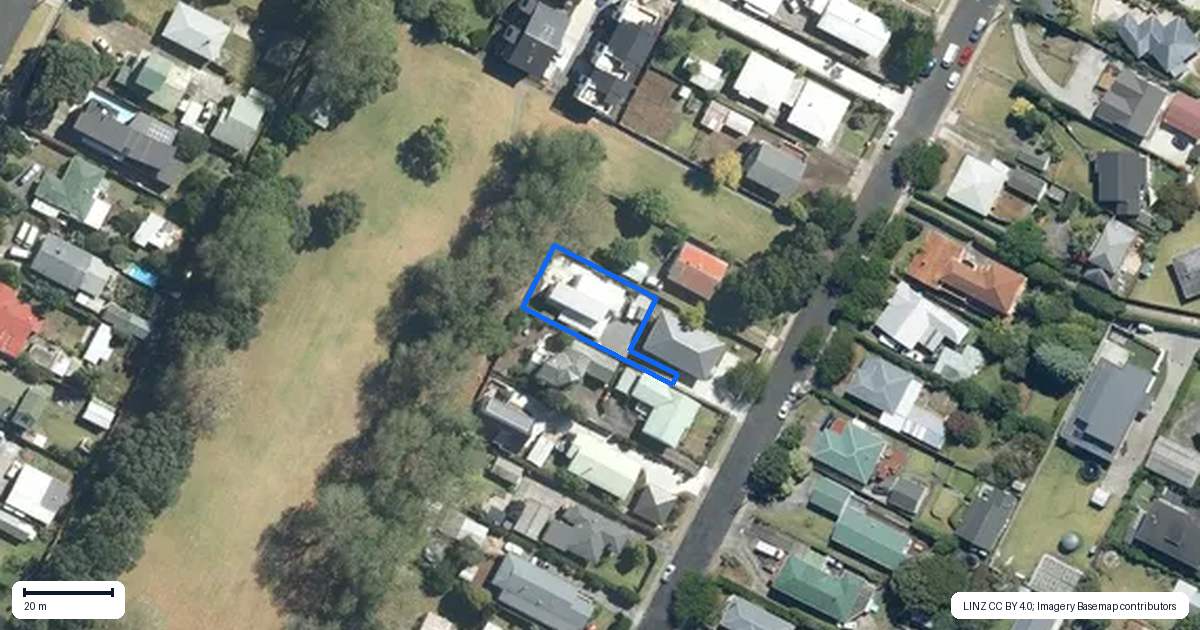 Property context map for 35A Sullivan Avenue, Mangere Bridge, Auckland