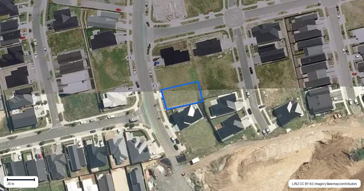 Property context map for 35 Taahunui Rise, Peacocke, Hamilton