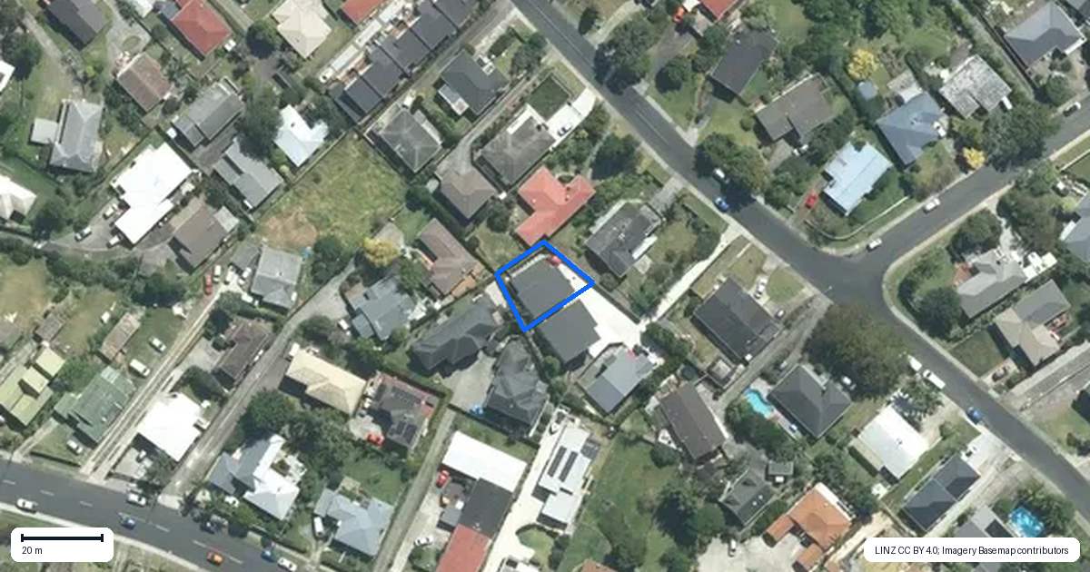 Property context map for 17B Deuxberry Avenue, Northcote, Auckland