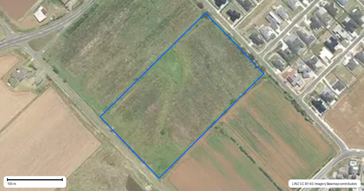 Property context map for 18 Rowles Road, Pukekohe