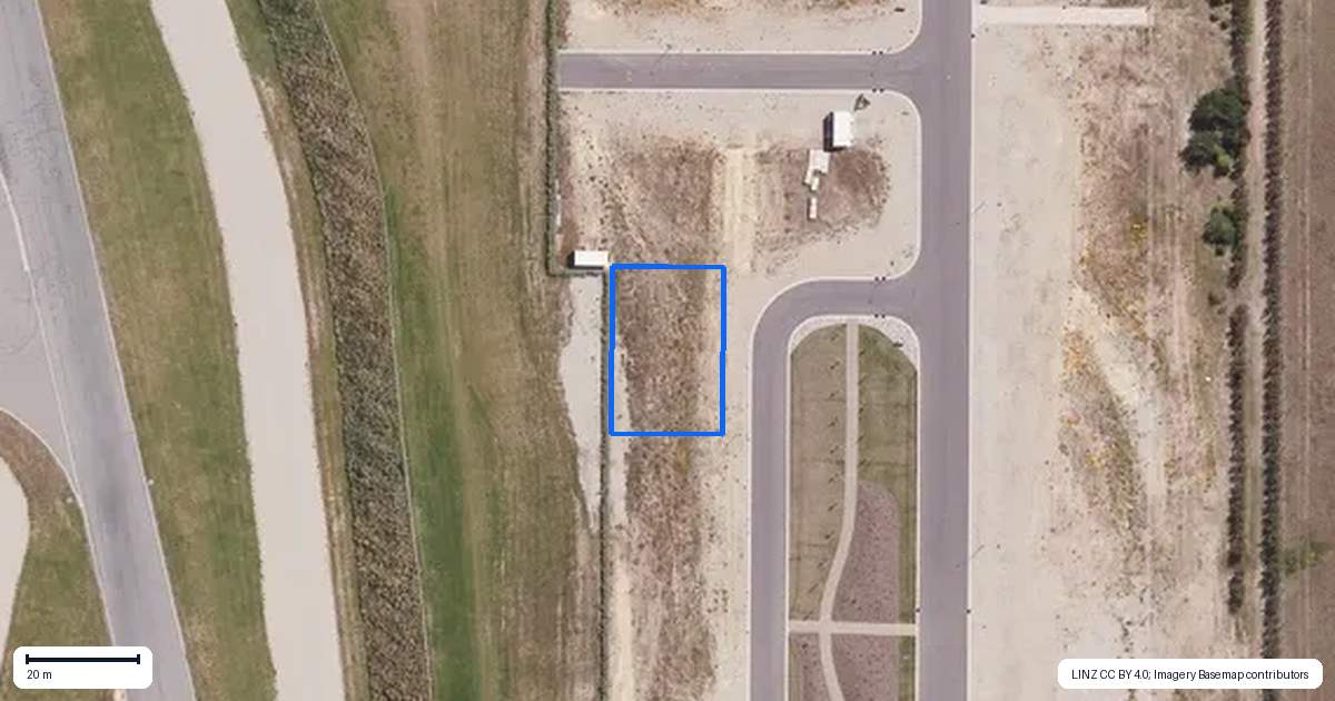 Property context map for 2 Highlands Avenue, Cromwell