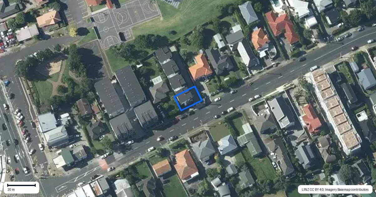 Property context map for 1/20 Williamson Avenue, Belmont, Auckland