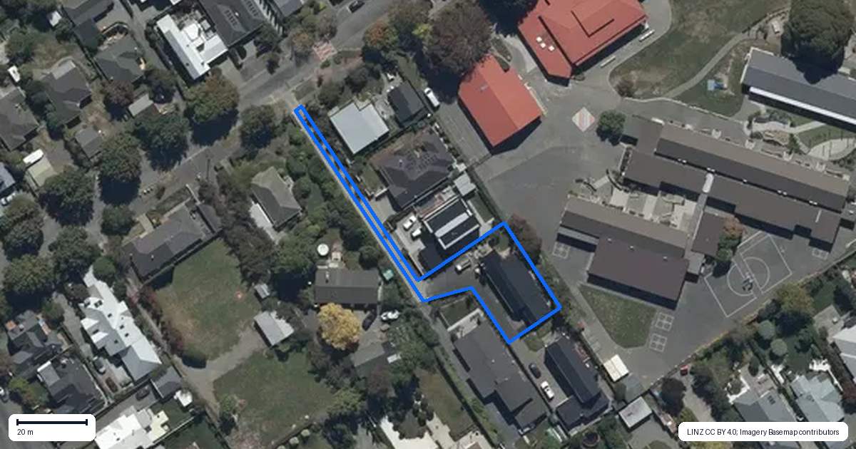 Property context map for 112 Paparoa Street, Papanui, Christchurch
