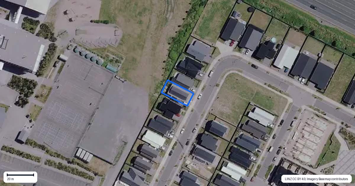 Property context map for 15 Overton Street, Rototuna North, Hamilton