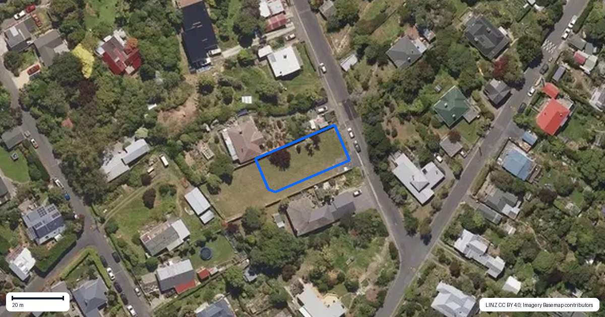 Property context map for 10 Nicholas Street, Portobello, Dunedin
