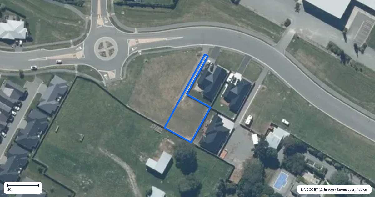 Property context map for 106 Carnaveron Drive, Lincoln