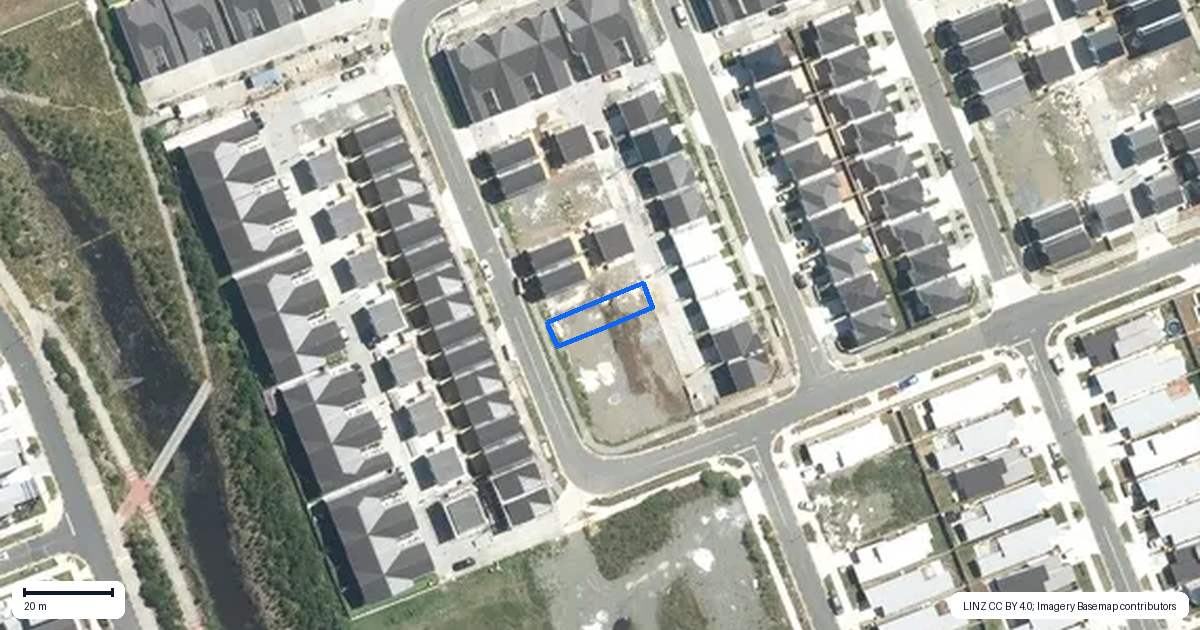 Property context map for 22 Whare Kauri Road, Papakura
