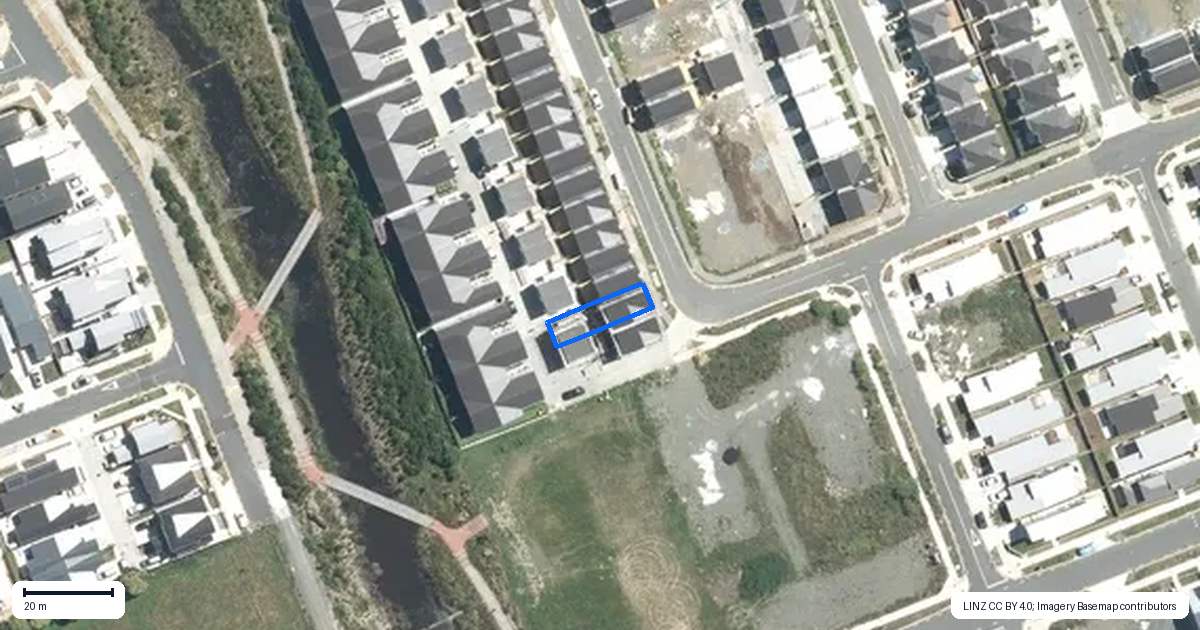 Property context map for 4 Tukauri Place, Papakura