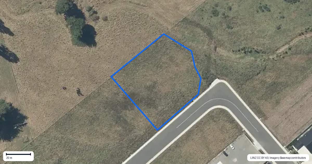 Property context map for 16 Thistle Avenue, Masterton