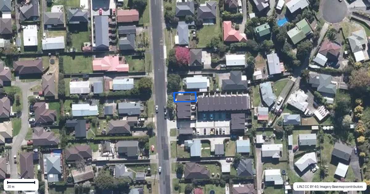 Property context map for 5/5 Hikurangi Street, Te Atatu Peninsula, Auckland