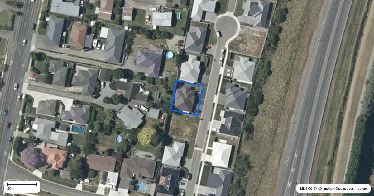 Property context map for 15 George Yee Place, Taradale, Napier