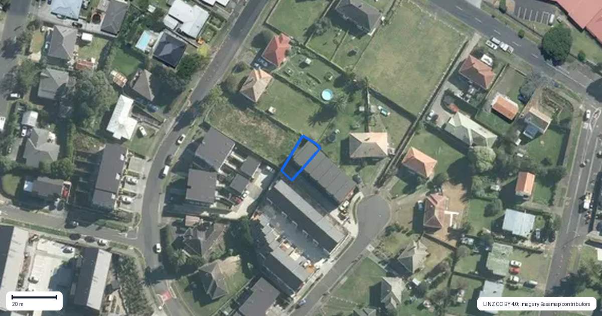 Property context map for 8F Delemere Place, Glen Innes, Auckland
