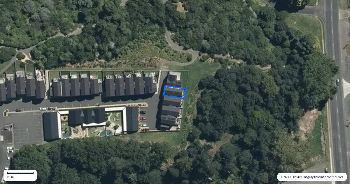 Property context map for 33 Lakewood Lane, Cambridge