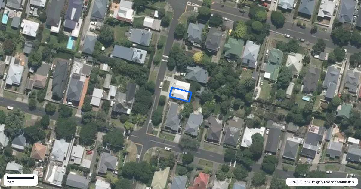 Property context map for 72 King Edward Street, Sandringham, Auckland