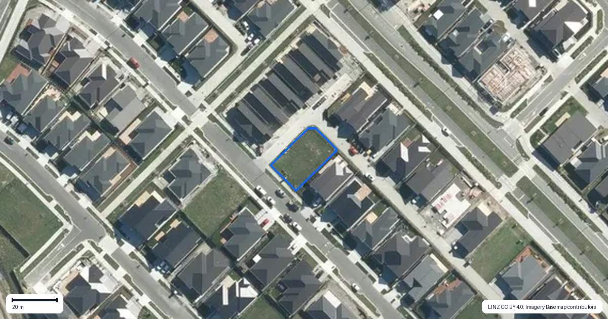 Property context map for 18 Kotiti Drive, Wainui