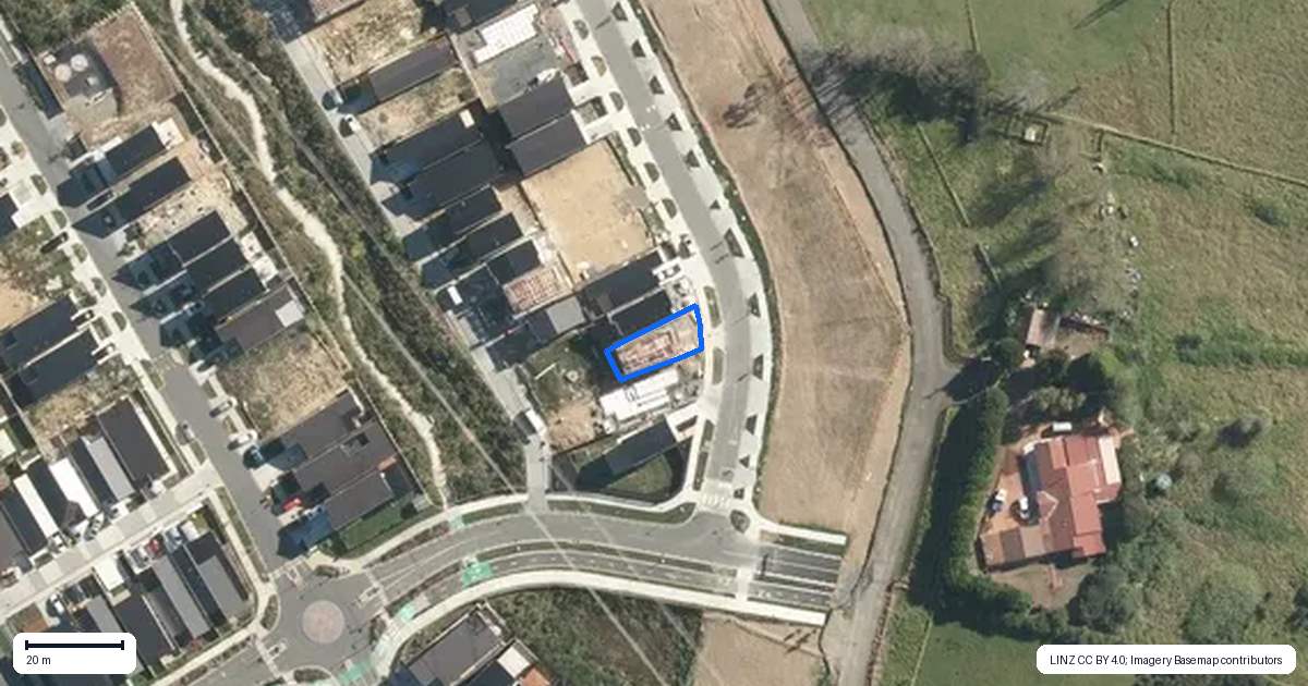 Property context map for 5 Paretao Street, Massey, Auckland