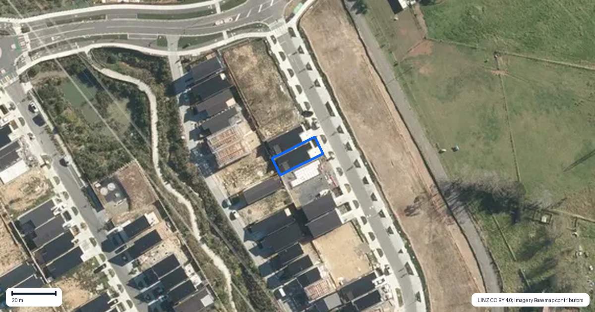 Property context map for 25 Paretao Street, Massey, Auckland