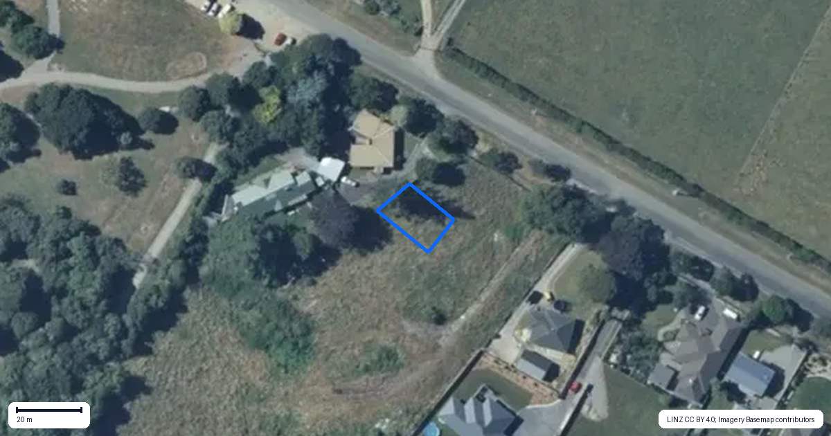 Property context map for 4 Catherine Lane, Levin