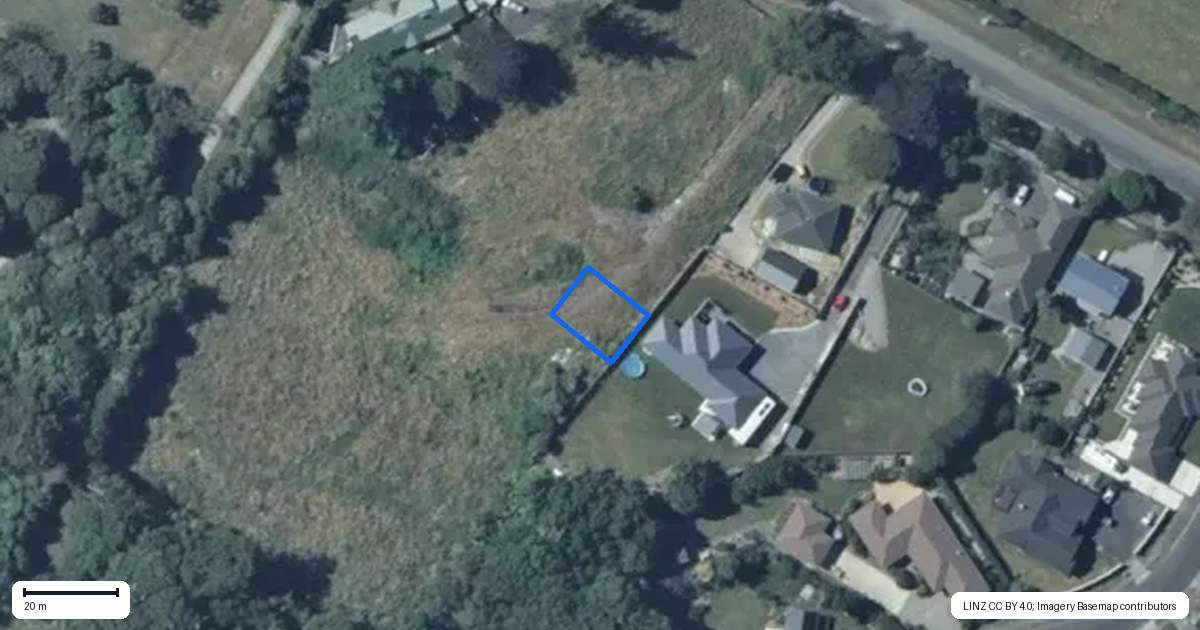 Property context map for 11 Catherine Lane, Levin