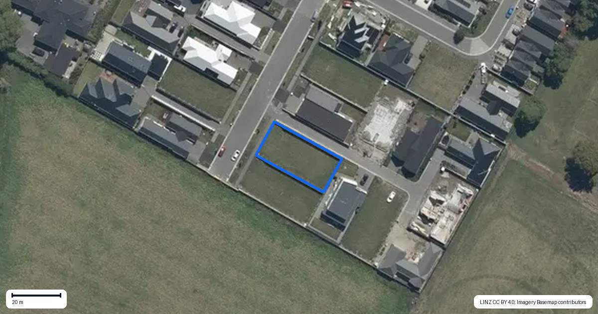 Property context map for 33 Walter Case Drive, Harewood, Christchurch