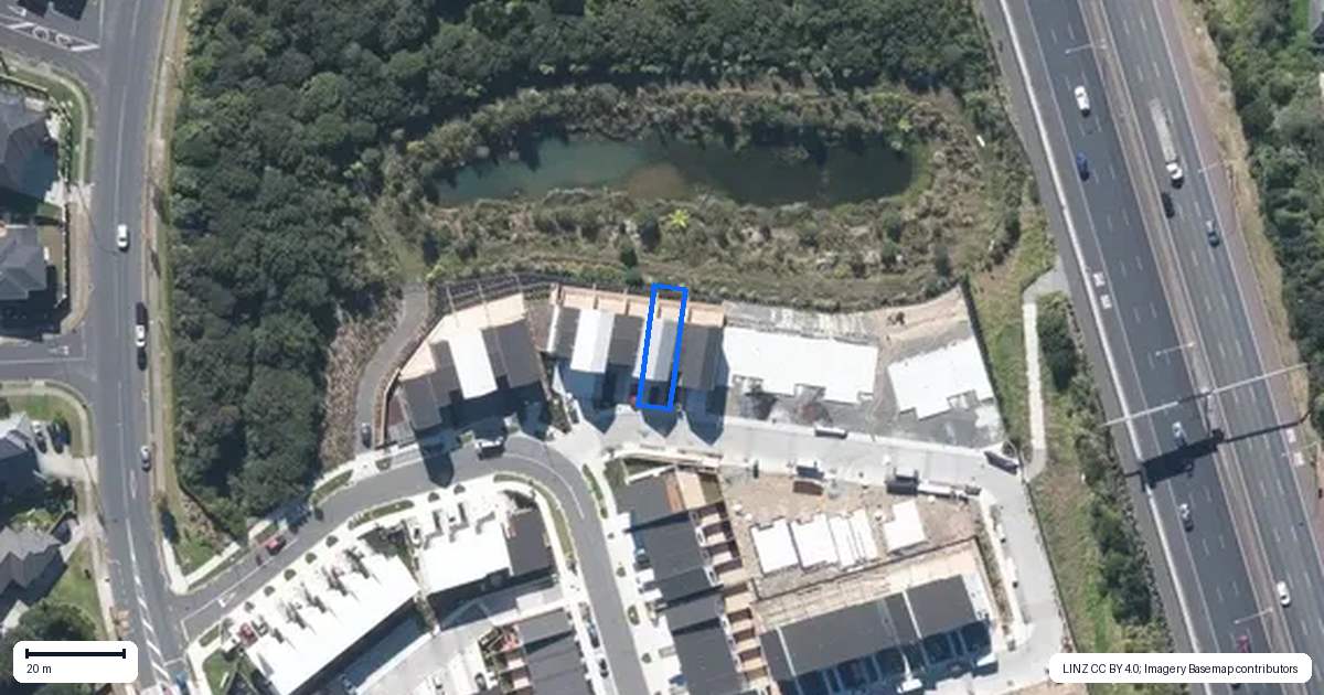 Property context map for 5 Puihi Crescent, Massey, Auckland