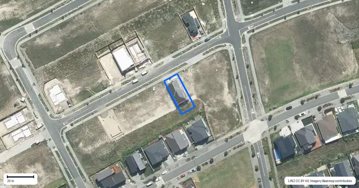 Property context map for 7 Pakirikiri Street, Long Bay, Auckland