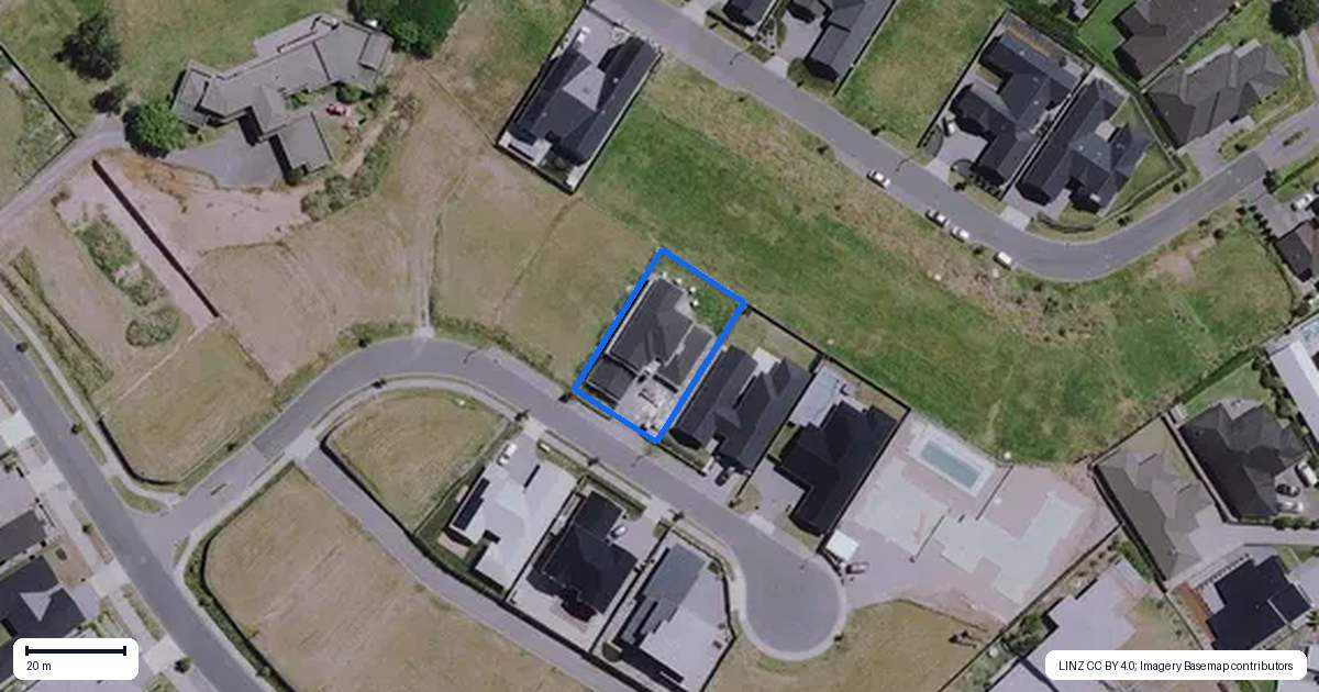 Property context map for 13 Katapaki Rise, Flagstaff, Hamilton