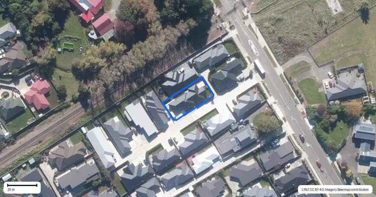 Property context map for 6 Ivy Lane, Kelvin Grove, Palmerston North