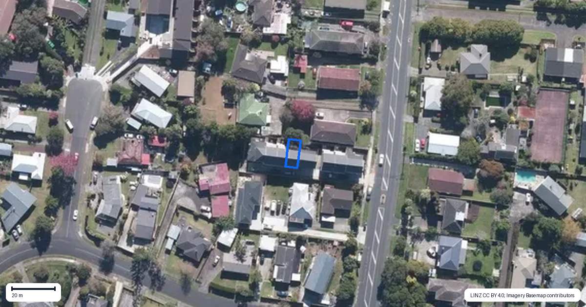 Property context map for 5/88 Te Atatu Road, Te Atatu South, Auckland