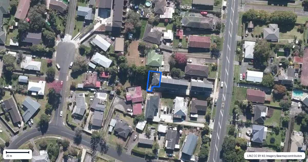 Property context map for 8/88 Te Atatu Road, Te Atatu South, Auckland