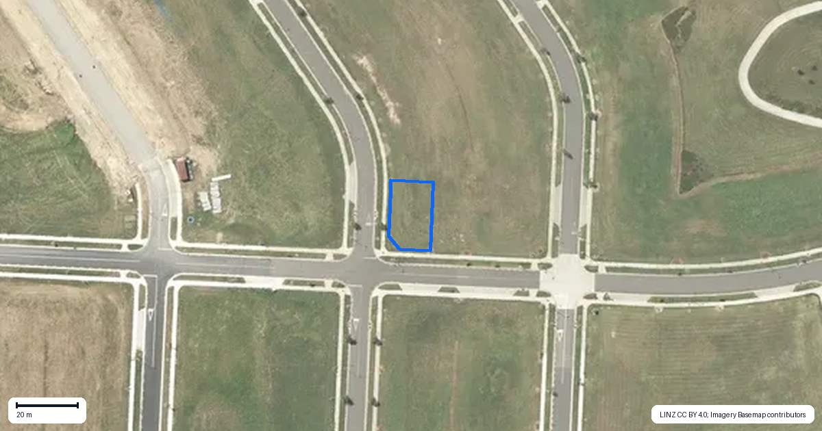 Property context map for 50 Whatahuhu Street, Te Kauwhata