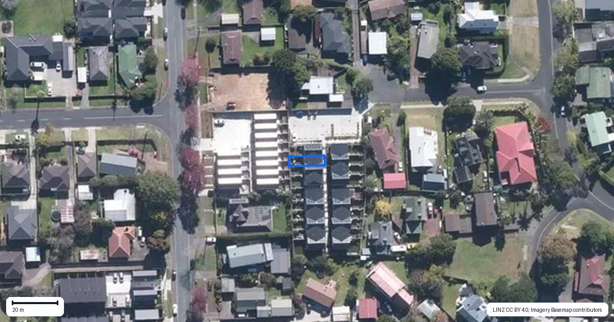 Property context map for 19/10 Fathom Place, Te Atatu Peninsula, Auckland