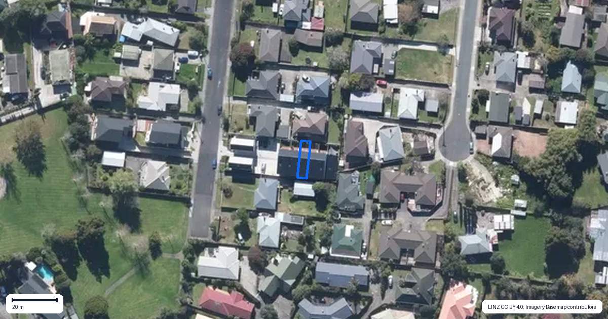 Property context map for 4/10 Alan Avenue, Henderson, Auckland