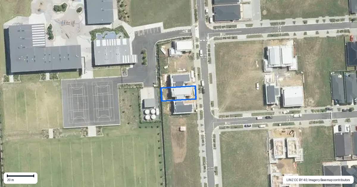 Property context map for 33 Rorotu Avenue, Karaka, Papakura