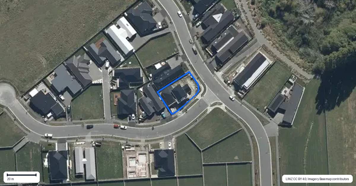 Property context map for 7 Meadow Stream Drive, Casebrook, Christchurch