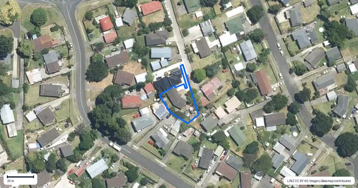 Property context map for 30 Finlayson Avenue, Clendon Park, Auckland