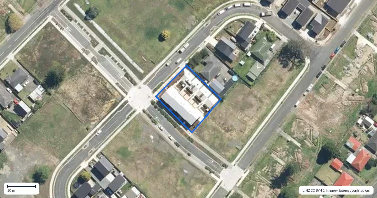 Property context map for 33 Mayflower Close, Mangere East, Auckland