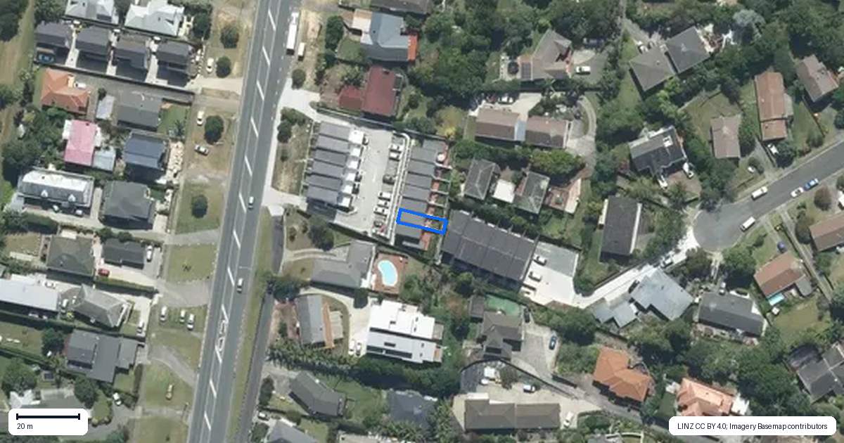 Property context map for 6/737 East Coast Road, Browns Bay, Auckland