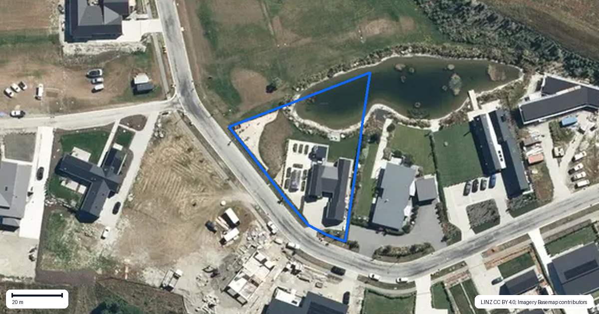 Property context map for 10 Kahiwi Drive, Lower Shotover, Queenstown