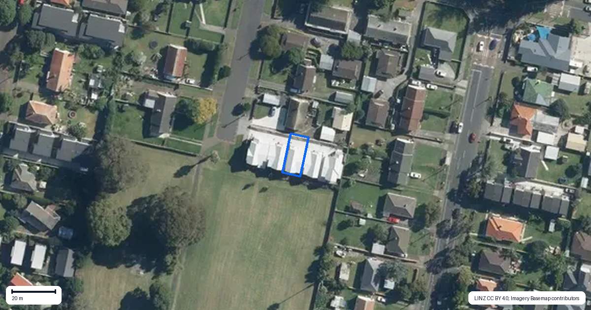 Property context map for 8C Taurima Avenue, Point England, Auckland