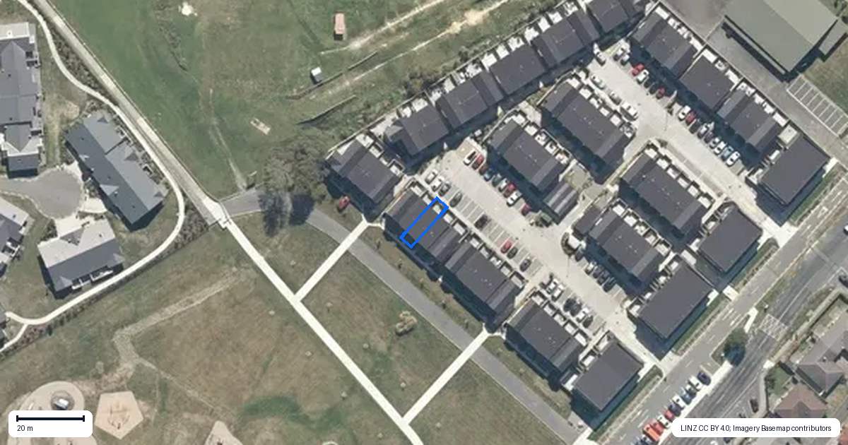 Property context map for 25 Te Ara o Papatahi, Wainuiomata, Lower Hutt