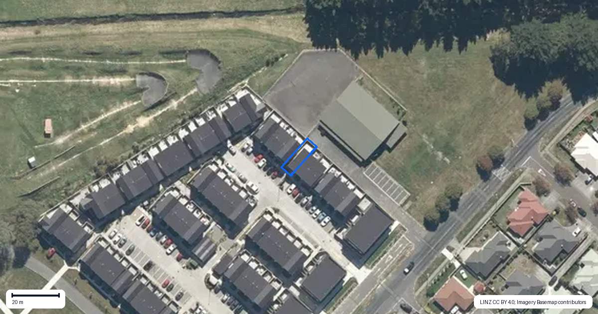 Property context map for 81 Te Ara o Papatahi, Wainuiomata, Lower Hutt