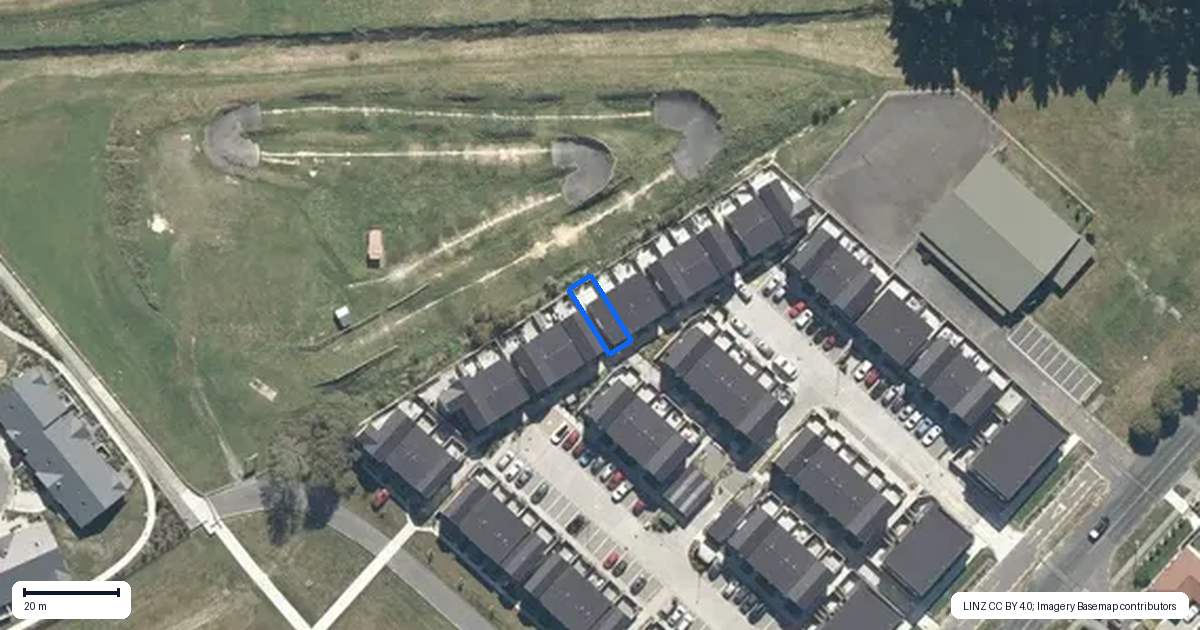 Property context map for 53 Te Ara o Papatahi, Wainuiomata, Lower Hutt