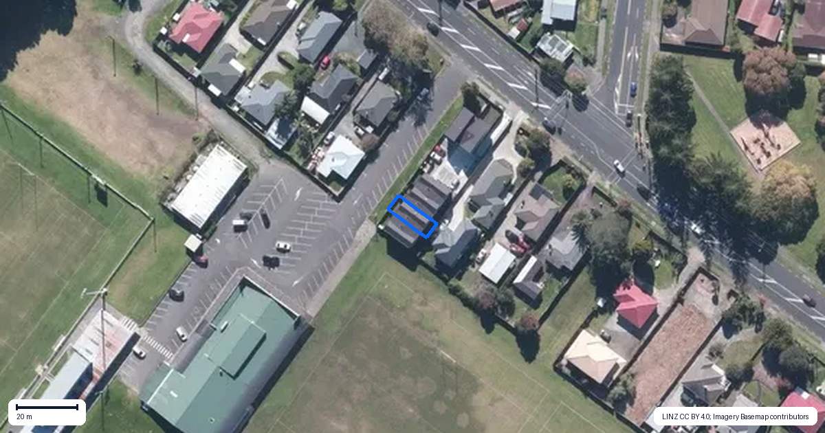 Property context map for 94C Swanson Road, Henderson, Auckland
