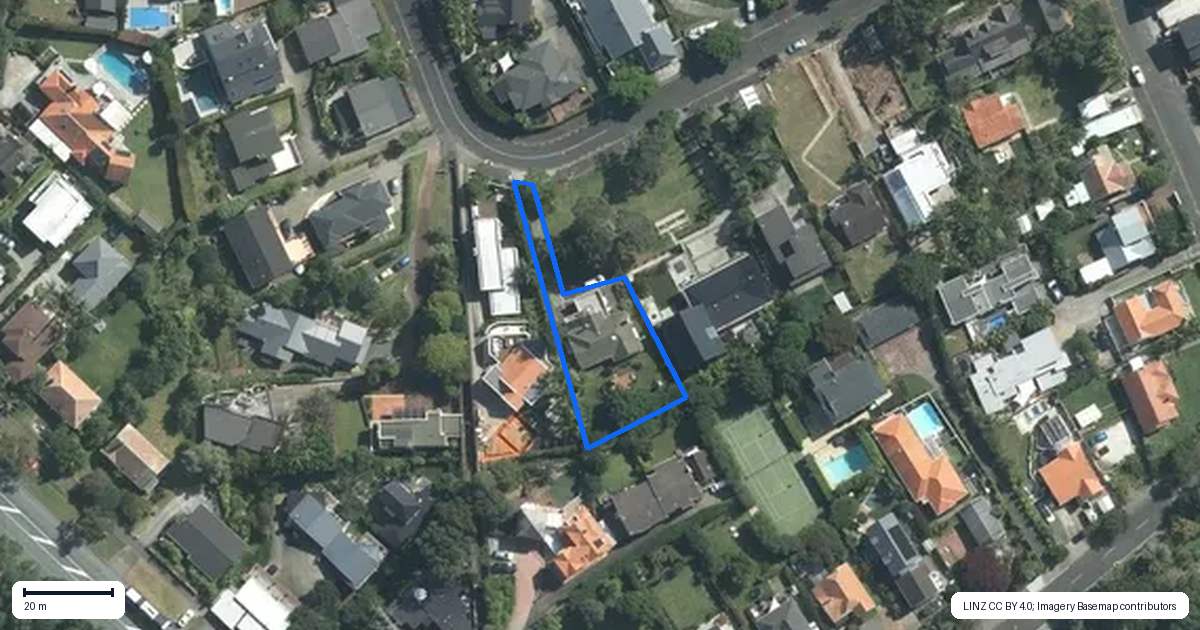 Property context map for 35 Tautari Street, Orakei, Auckland