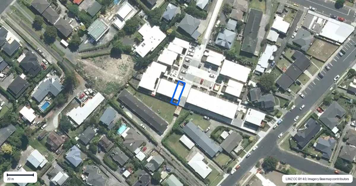 Property context map for 12/82 East Coast Road, Milford, Auckland