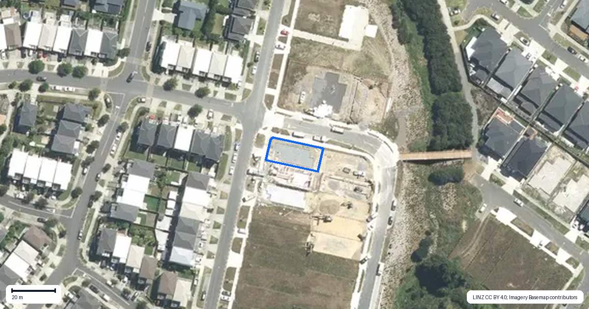 Property context map for 32 Adamson Road, Flat Bush, Auckland