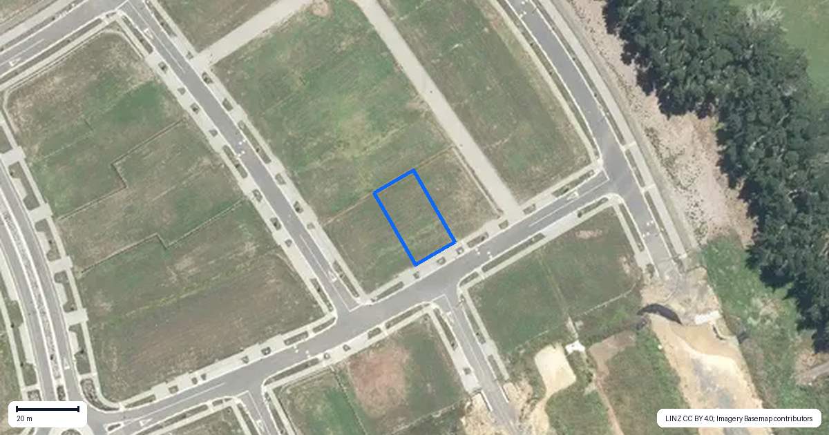 Property context map for 5 Tirikatene Avenue, Paerata, Pukekohe