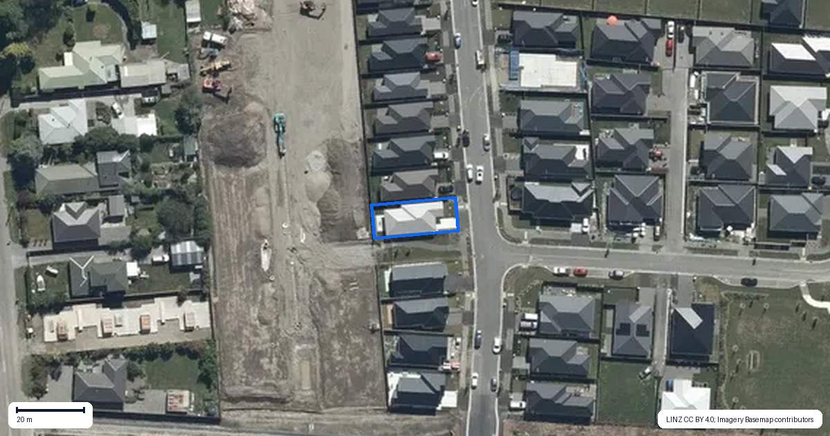 Property context map for 18 Oakmill Drive, Casebrook, Christchurch