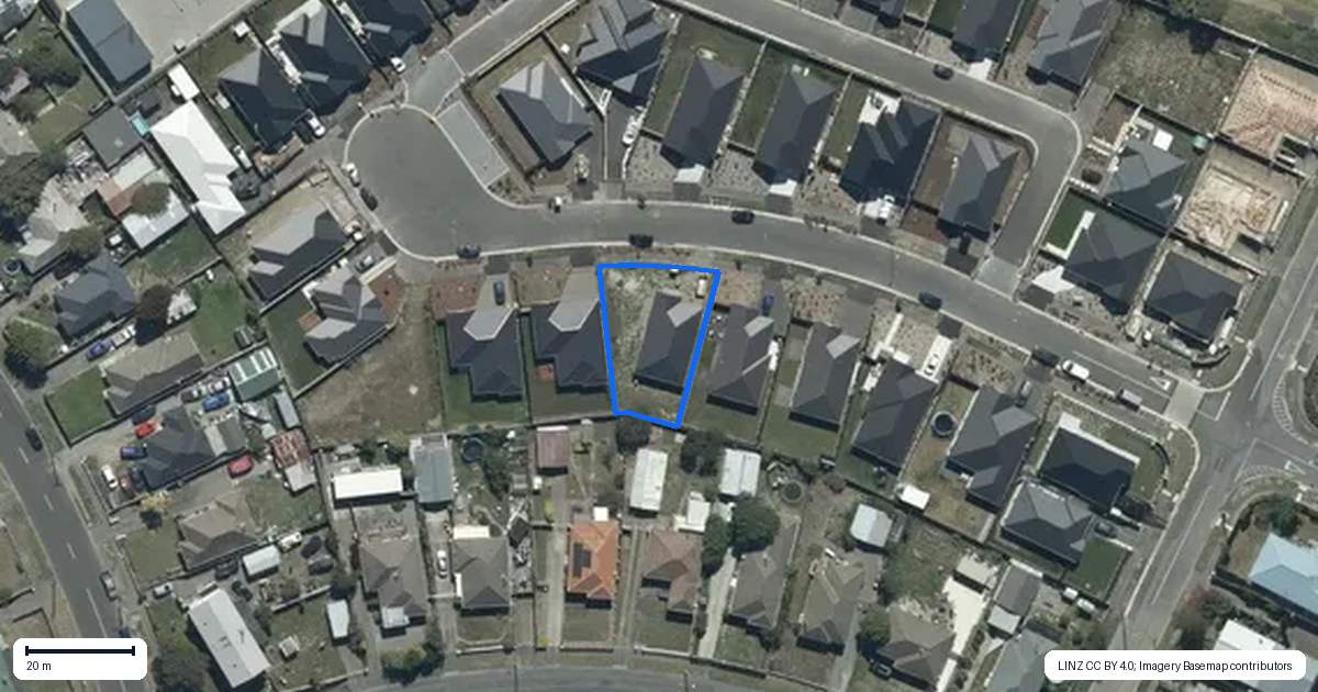 Property context map for 13 Poipoi Place, Aranui, Christchurch
